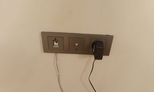 elektrikçi, elektrik tamircisi (55)