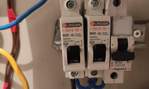 elektrikçi, elektrik tamircisi (58)